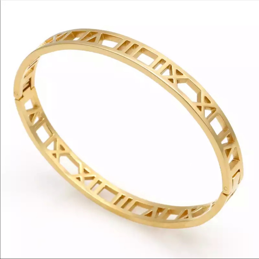 Roman numerals bracelet